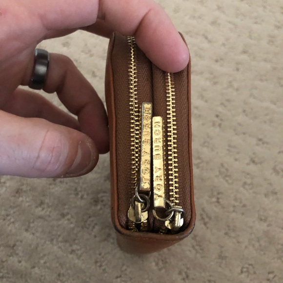 Tory Burch Double Zip Wallet Robinson Tan - Picture 4 of 9